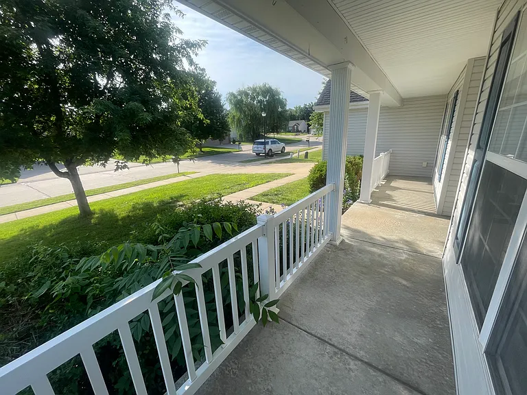 5526 Ashboro Dr — Photo 3