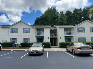 5661 Hornaday Rd Unit H, Greensboro, NC 27409