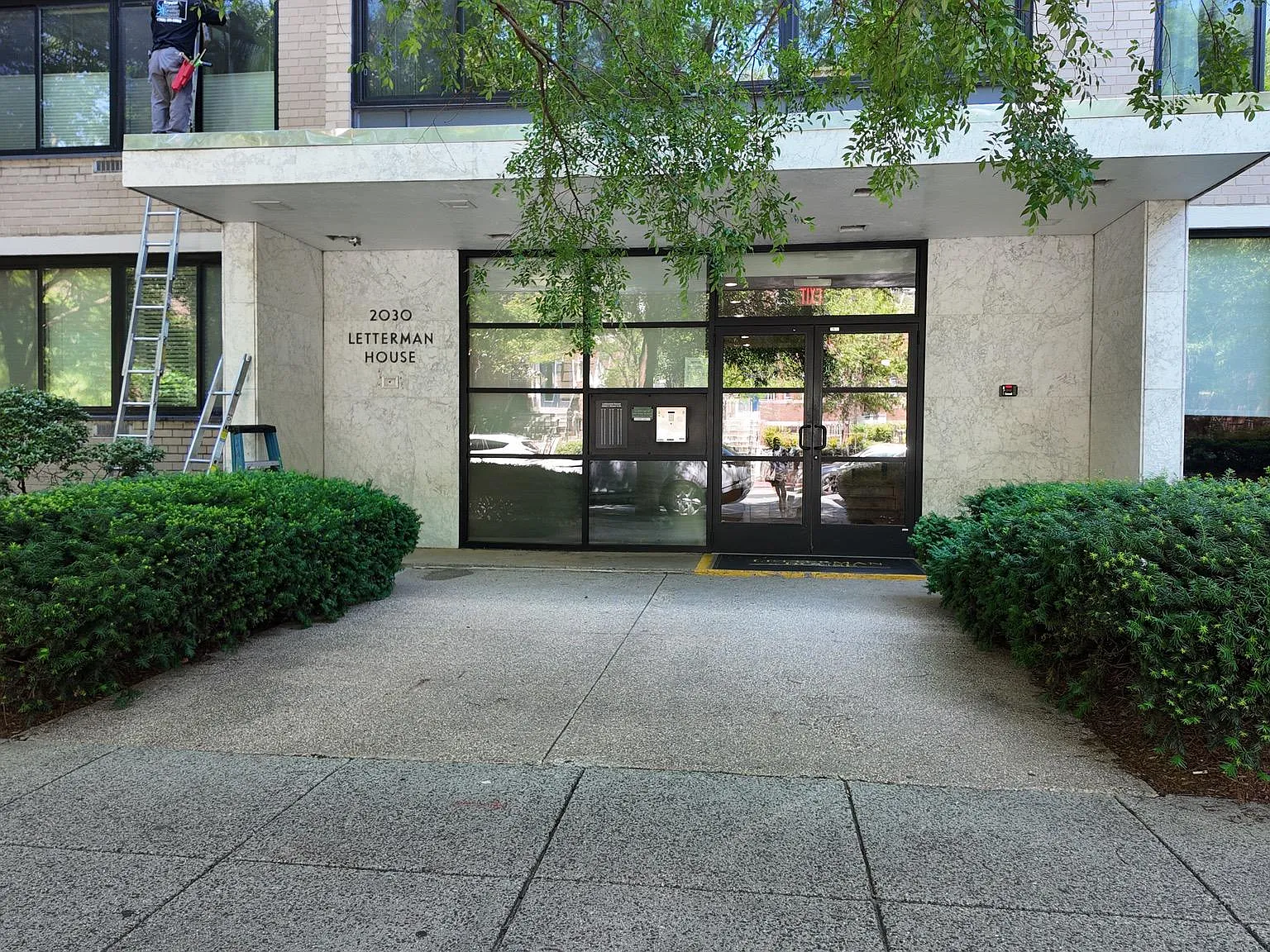 Foggy Bottom — Photo 2