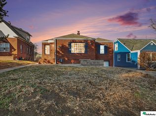 5006 Bedford Ave, Omaha, NE 68104