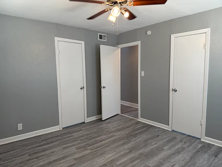 2507 Normont Cir — Photo 9