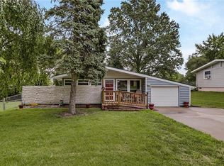 5615 N Garfield Ave, Kansas City, MO 64118