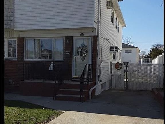 2nd image of 76 Ainsworth Ave