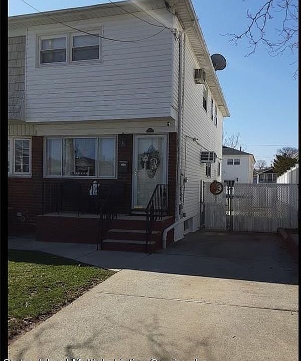1st image of 76 Ainsworth Ave