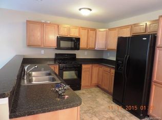 13265 Turnberry Ct #17, Southgate, MI 48195
