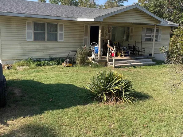 (undisclosed Address), Eureka Springs, AR 72632