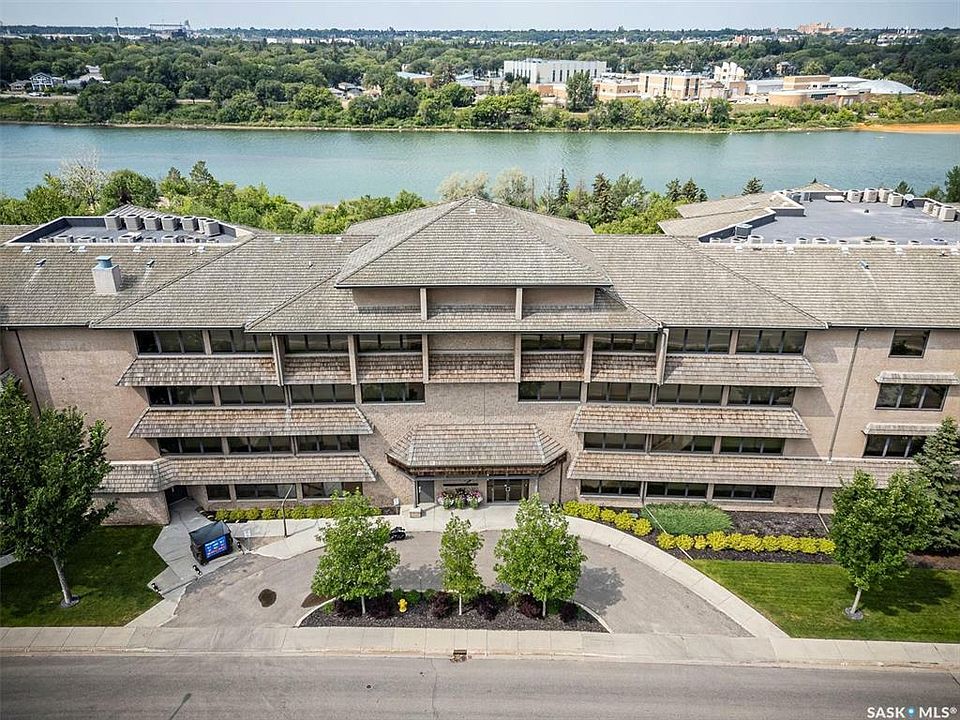1st image of 623 Saskatchewan Cres W #131