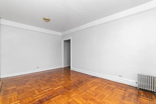 Rented by MNS | media 4