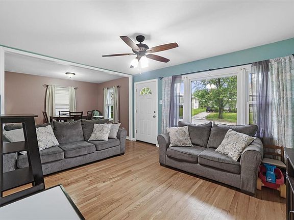 3rd image of 10341 Saint Katherine Ln