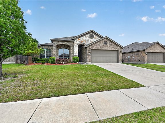 2nd image of 106 Zion Ln