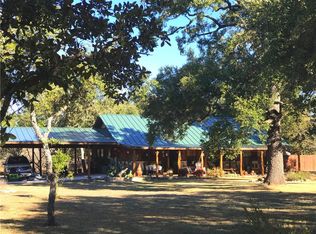 119 Kahn Rd, Rio Frio, TX 78879