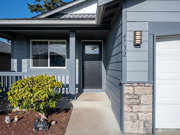 4th image of 4732 Rock Crab Dr