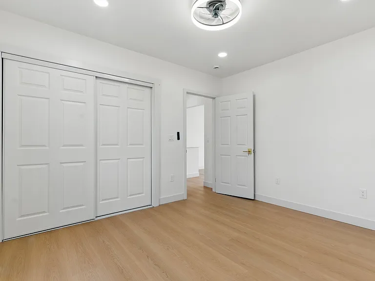 412 W Tregallas Rd #412 — Photo 7
