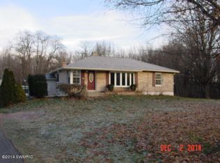 53754 28th Ave, Bangor, MI 49013