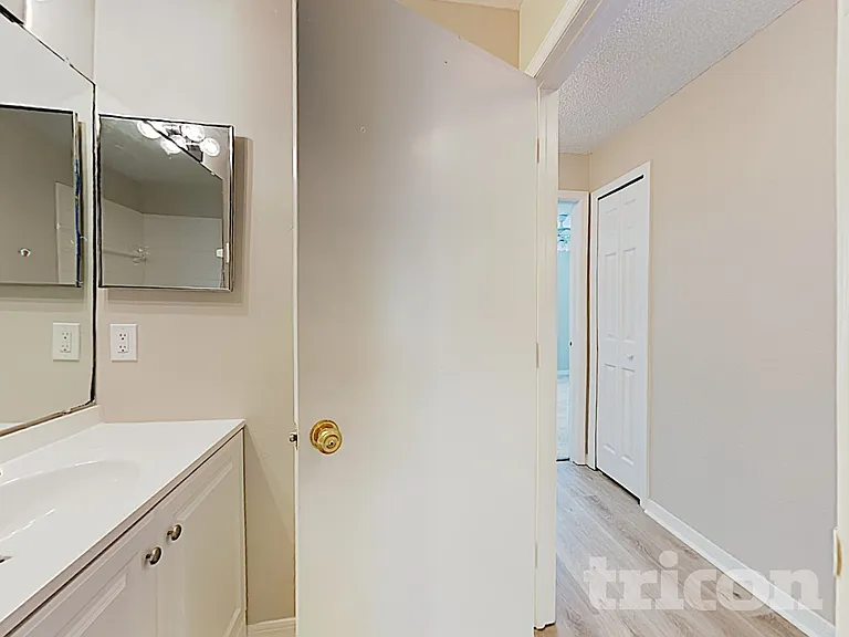 13346 Prestwick Dr — Photo 13