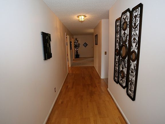 2nd image of 2202 Brookhaven Dr