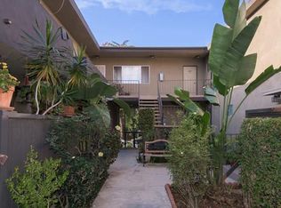 11818 Darlington Ave #15, Los Angeles, CA 90049