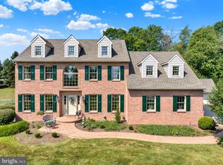 85 Bollinger Rd, Elverson, PA 19520