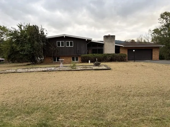 208 Witt Rd, Hyndman, PA 15545
