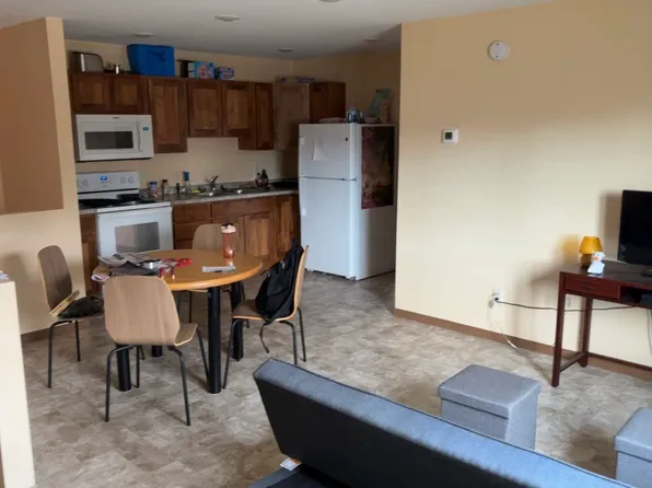 106 11th St NE #A, Bemidji, MN 56601