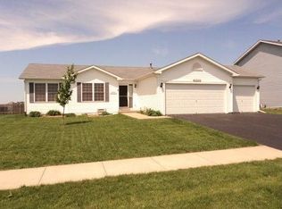 802 Hewitt St, Forreston, IL 61030