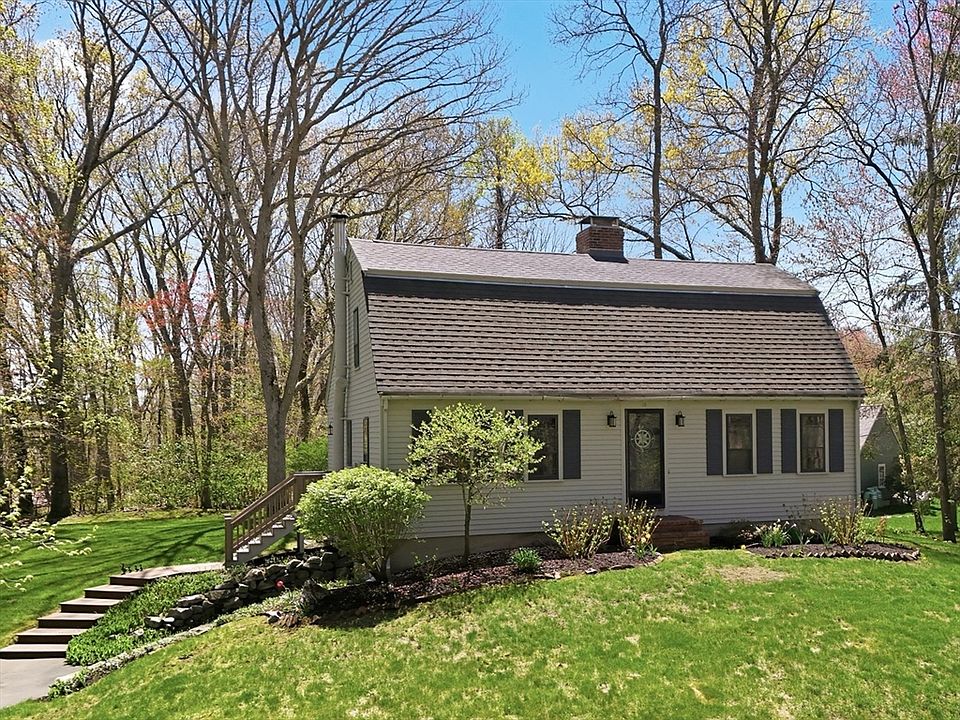 1st image of 10 Lenway Rd