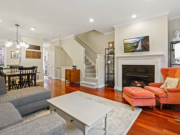 4th image of 5003 N Lincoln Ave APT 1