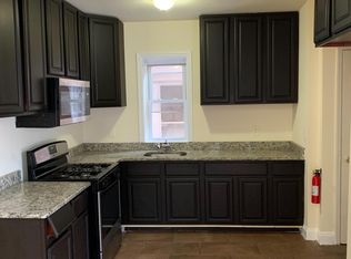 91 Willoughby St #1, Newark, NJ 07112