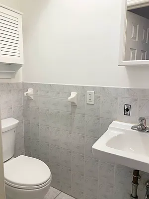 Rented by Capri Jet Realty Corp | media 21