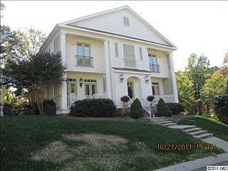 2nd image of 673 Vendue Pl
