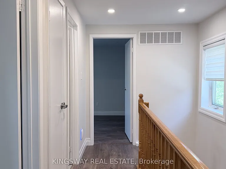 3123 Bartholomew Cres — Photo 18