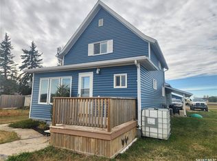 10 Danton St, Tribune, SK S0C2M0