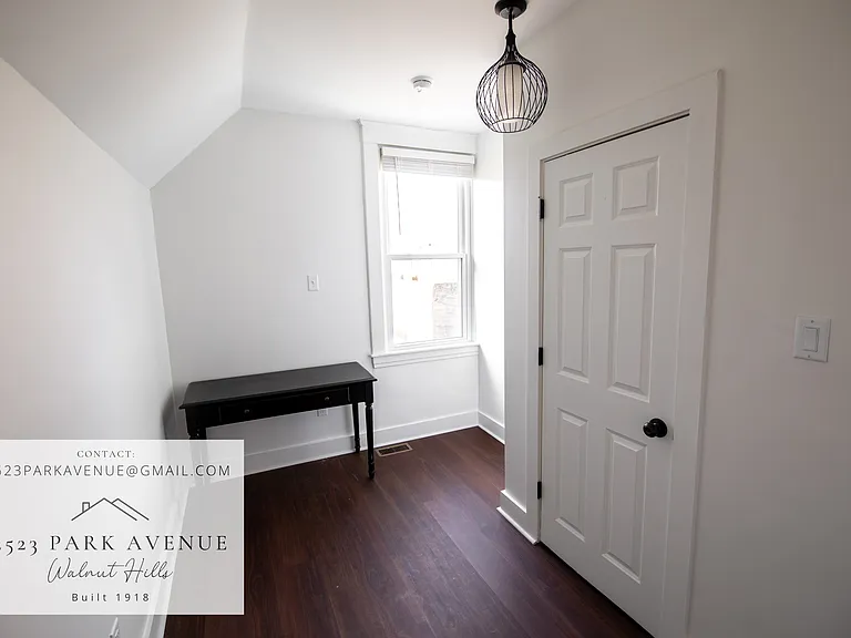 2523 Park Ave — Photo 24