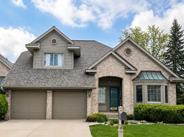 325 Geneva Cir Unit 16, Lansing, MI 48917