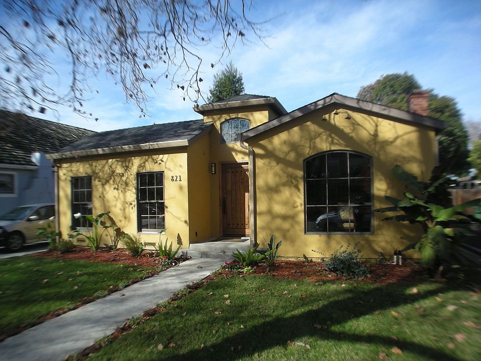 1st image of 821 Pershing Ave