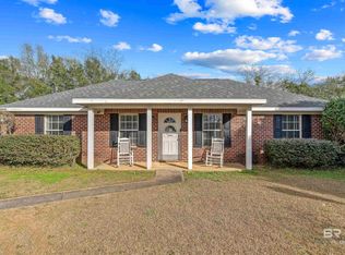 28044 Landmark Ave, Loxley, AL 36551