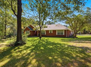 457 Shady Creek Dr, Bryan, TX 77808