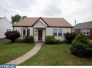 9213 Horatio Rd, Philadelphia, PA 19114