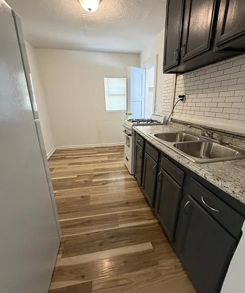 2115 Rice Ave NW — Photo 5