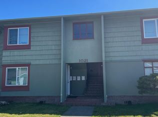 1021 J St #2, Crescent City, CA 95531
