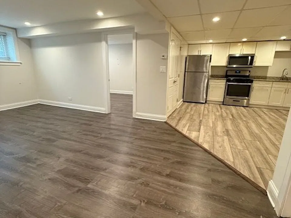 Where Convenience Meets Comfort Updated 23 Beds by the Morse Red Line