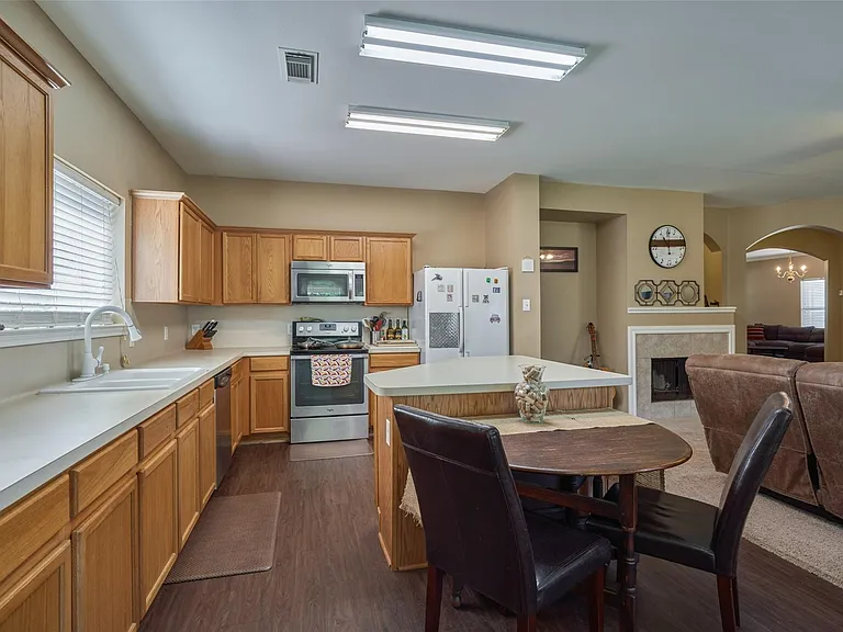 6214 Channelbrook Ln — Photo 15