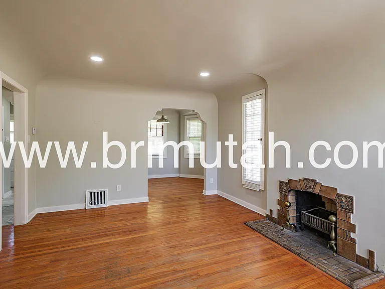 751-55 Princeton/1129 S. Lake Street - 755 — Photo 2