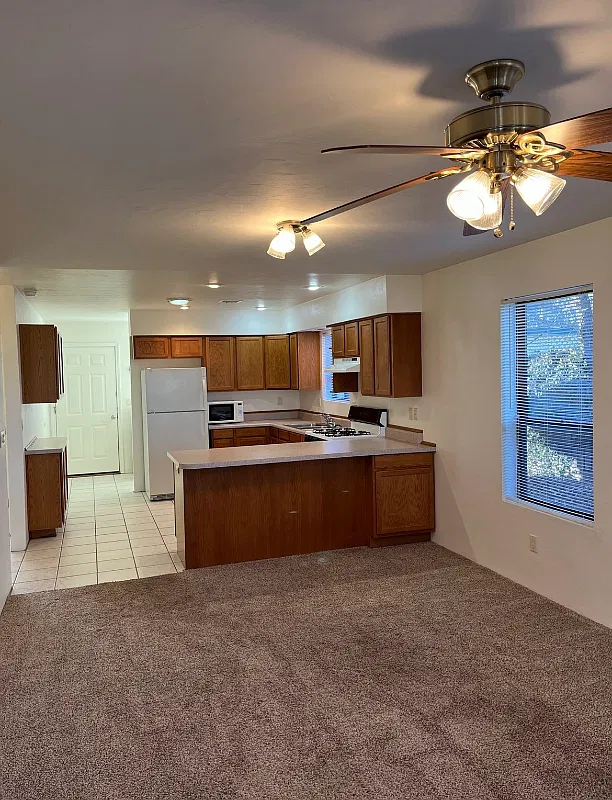 55+ community Triplex Unit Now Available in Prescott 2Bed/1Bath — Photo 4