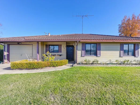 7028 Watt Ave, North Highlands, CA 95660