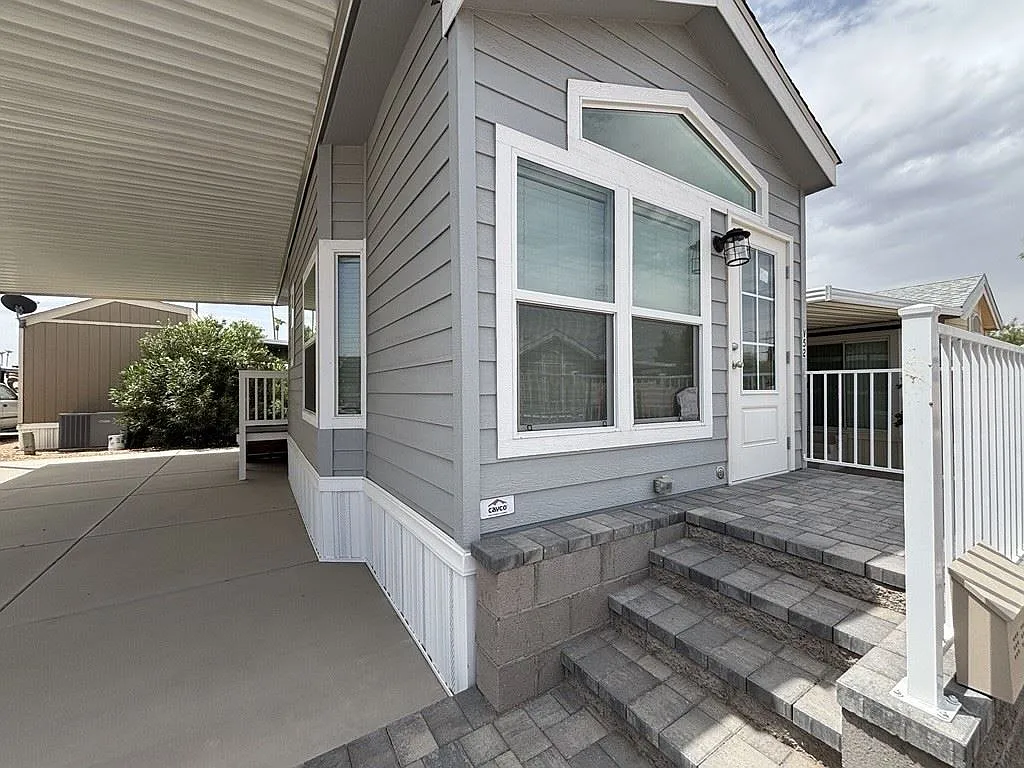 1 bed, 1.0 bath, 385 sqft, $1,199 — Photo 1