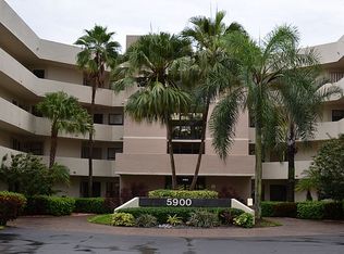 5900 Camino Del Sol APT 302, Boca Raton, FL 33433