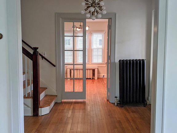 2nd image of 2387 Woodmere Dr