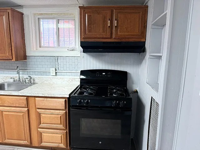 2627 Grogan Ave — Photo 9