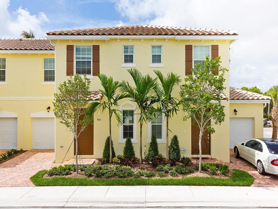 1st image of 466 Lauren Pine Pl
